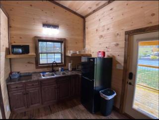 New Construction Pet Friendly Tiny Home W/ Hot Tub - 3