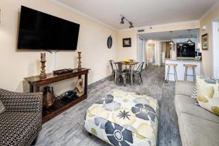 Nautilus 2411 Gulf View 2 Bedroom 4th Floor Free Beach Service - Fort Walton Beach - 1