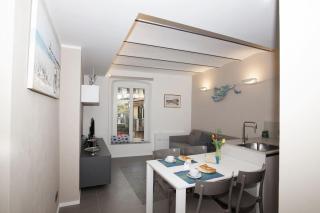 Il mare dietro l'angolo - 0