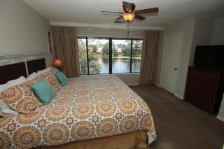 Charming 2 Bed 2 Bath Villa Overlooking Horseshoe Lake. Sandestin. - Destin - 6