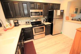 Charming 2 Bed 2 Bath Villa Overlooking Horseshoe Lake. Sandestin. - Destin - 3