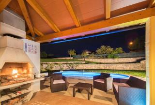 Romantic Villa Green Sky with Pool and Garden - 7