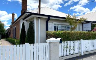 The Edward Townhouses 151 - 157 - 9