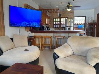 3-bedroom villa with a jacuzzi - Noord - 2