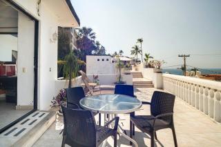 Gran habitacion con terraza vista espectacular, piscina - Acapulco - 3