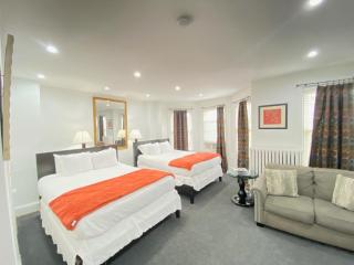 Gorgeous Refurbished 1Bdrm and 1Den Home - Washington, D.C. - 0