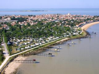 Mobil-home 3 chambres proche plage à Fouras, idéal 6 pers., équipement complet, calme assuré. - FR-1-709-68 - Fouras - 9