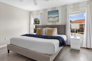 4 Bedrooms 3 Bathrooms Encantada 8549 Bl - 1