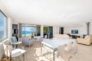 Aqua Vista - beachfront 4BR Home with ocean views - Vincentia - 5