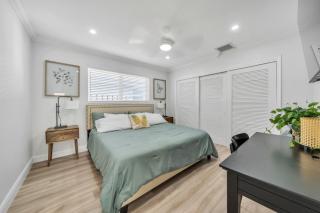 Luxury Waterfront Home Minutes from the Beach - Fort Lauderdale - 1