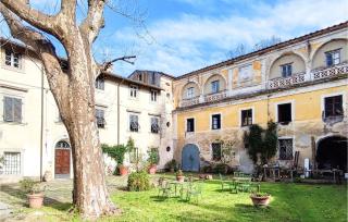 2 Bedroom Stunning Home In Camaiore - 9