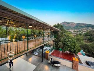 Icy Villa Lonavala - 4BHK Villa With Pool and Mountain View - Lonavala - 4