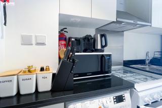 bnbmehomes - Damac Hills - Carson Tower - Dubai - 1