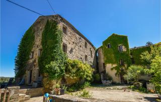 Gorgeous Apartment In Carcheto Brustico - 5