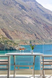 Molos Apartments - Loutro - 3