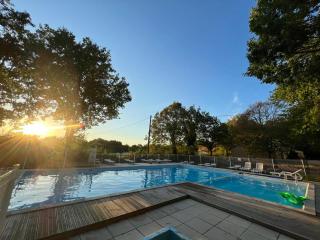 Emplacement tente camping car - Saint-Aubin-de-Nabirat - 0