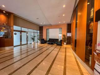 Cosmos Living Luxurious Studio Near Metro - Dubai - 8