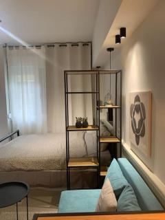 E2G URBAN STAY with Balcony - 4