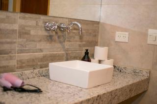 Lujan Homes Apart Hotel - 4