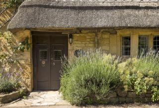 Inglenook Cottage - 1