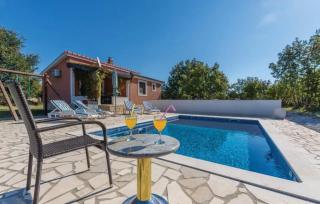 Holiday Home Domina - Sinj - 0