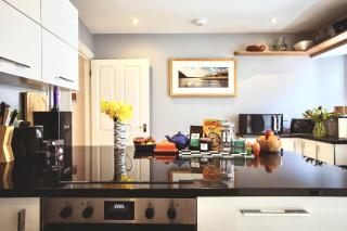 High House Sleeping 6 - Tenby - 1