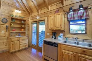 ER244 - Black Hawk Hideaway cabin - 3