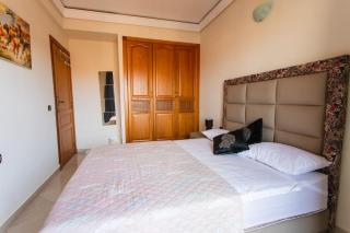 A stunning 2 bedroom Hivernage - 8