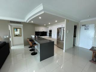 Mantra Resort 2 bed room 2 bath 127m2 with Ocean View - Gold Coast - 5