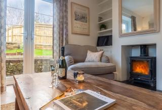 1 Church Cottages - - 3