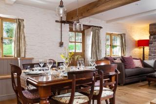 Stone House - Leominster - 5