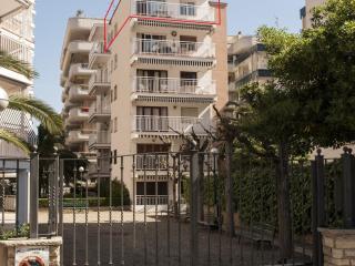 Precioso ático cerca de la playa y Port Aventura - 8