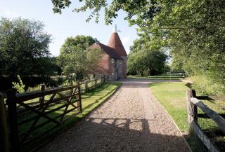 Bakers Farm Oast - Ticehurst - 1