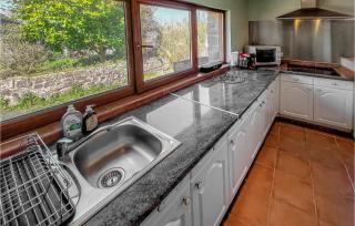Amazing Home In Lannéanou With Wifi - Lannéanou - 5