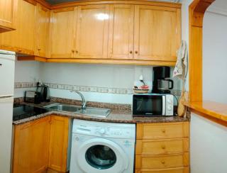 estudio wifi baño 1 sofá cama doble piscina playa 100mts - Torrevieja - 2