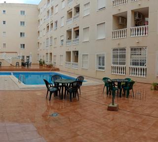 estudio wifi baño 1 sofá cama doble piscina playa 100mts - Torrevieja - 3