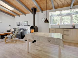 Holiday Home Lisa - 650m from the sea by Interhome - Neksø - 1