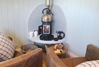 Anne's Hut Monmouthshire - - 8