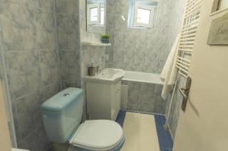 Luxury 2 bedroom holiday apartment - 5