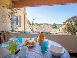 Apartment Les Roches Bleues-2 by Interhome - Le Pradet - 0