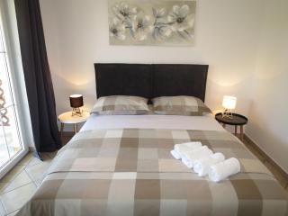 Apartment Tino-3 by Interhome - 1