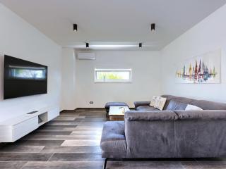 Holiday Home Villa Dora by Interhome - 1