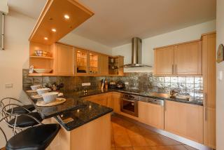 L'Hermitage, 3 appartements avec terrasse, vue lac, parking et PISCINE, LLA Selections by Location Lac Annecy - 3