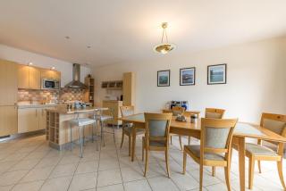 L'Hermitage, 3 appartements avec terrasse, vue lac, parking et PISCINE, LLA Selections by Location Lac Annecy - Talloires-Montmin - 8