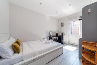 Unique bungalow nearby the iconic Alexandra Palace - Londen - 6