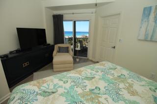 Luxurious Beachfront Condo Stunning 7th Floor Views and tram at Westwinds in Sandestin - Destin - 8