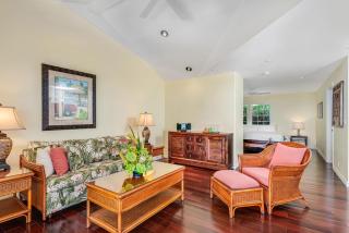 Ohia Kona Estates - An All Suites B&B - 7