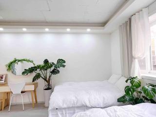 Near Hongik University Station Suite Room - Seul - 1