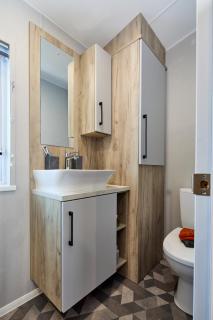 Elite Holiday Caravan - 2