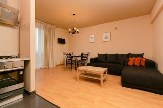 Wola Apartment with Balcony & close to Metro by Noclegi Renters - Varsavia - 6